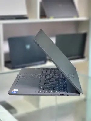 New Laptop Lenovo Yoga 9i 32GB Intel Core I7 SSD 1T