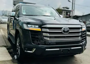 Toyota Land Cruiser 2023 Gray