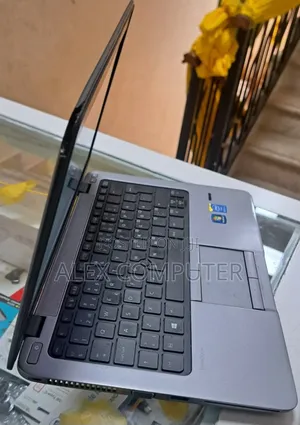 New Laptop HP EliteBook 820 G1 4GB Intel Core I5 SSD 500GB