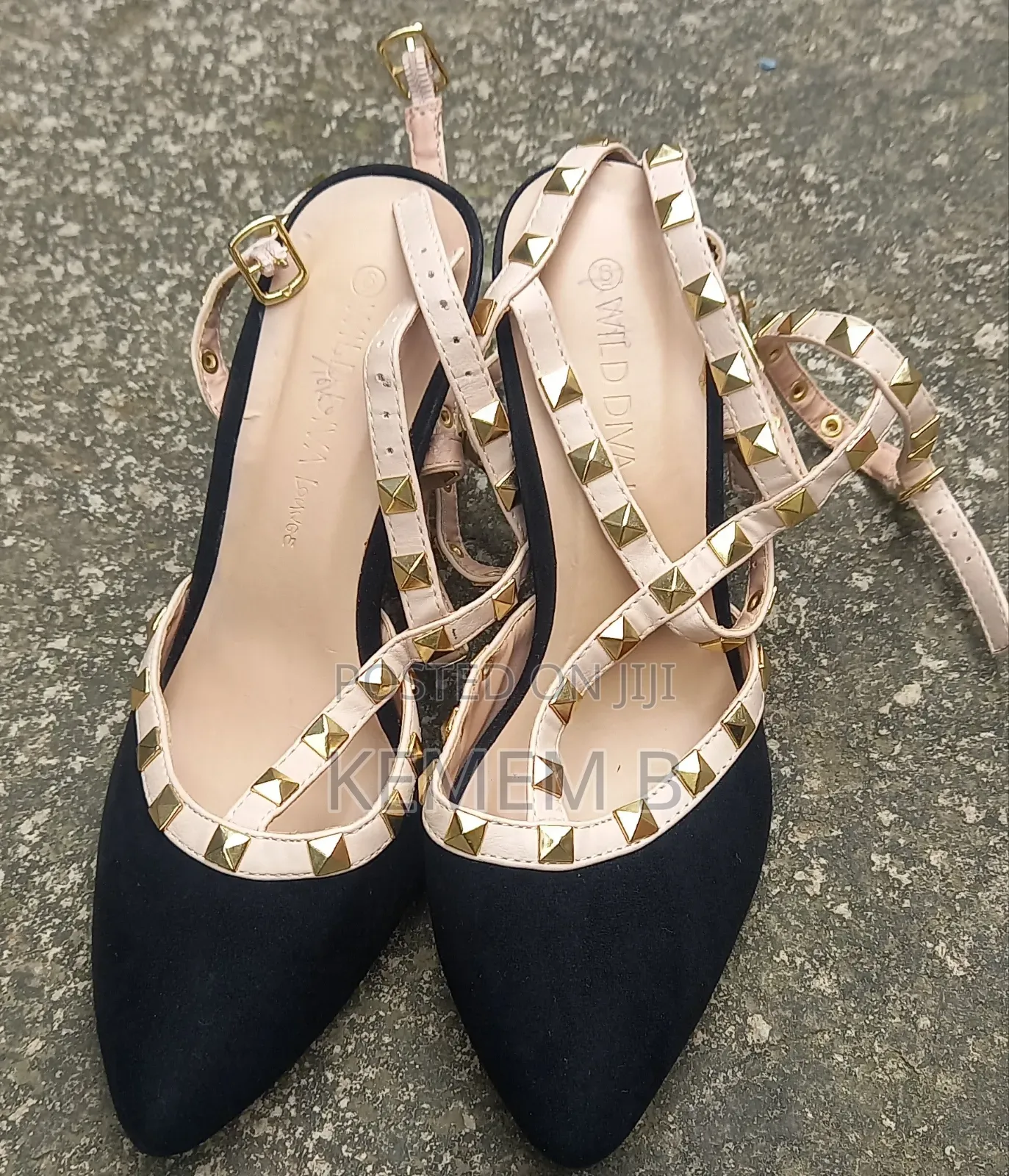 Black Velvet Heel