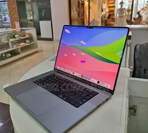 New Laptop Apple MacBook Pro 2023 M2 Pro 16-Inch 32GB Intel SSD 512GB