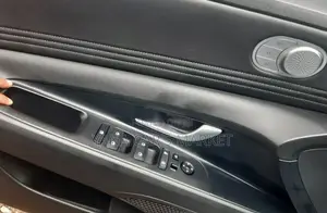 Hyundai Avante 2021 Gray