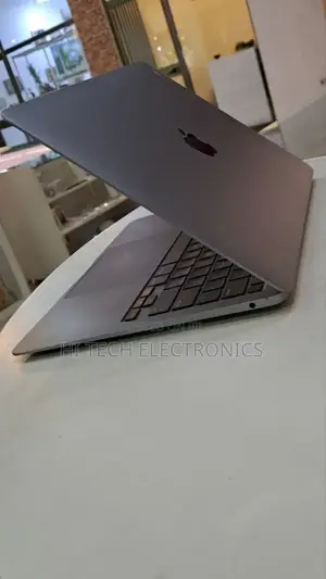 New Laptop Apple MacBook Air 2020 M1 8GB Apple M1 SSD 256GB