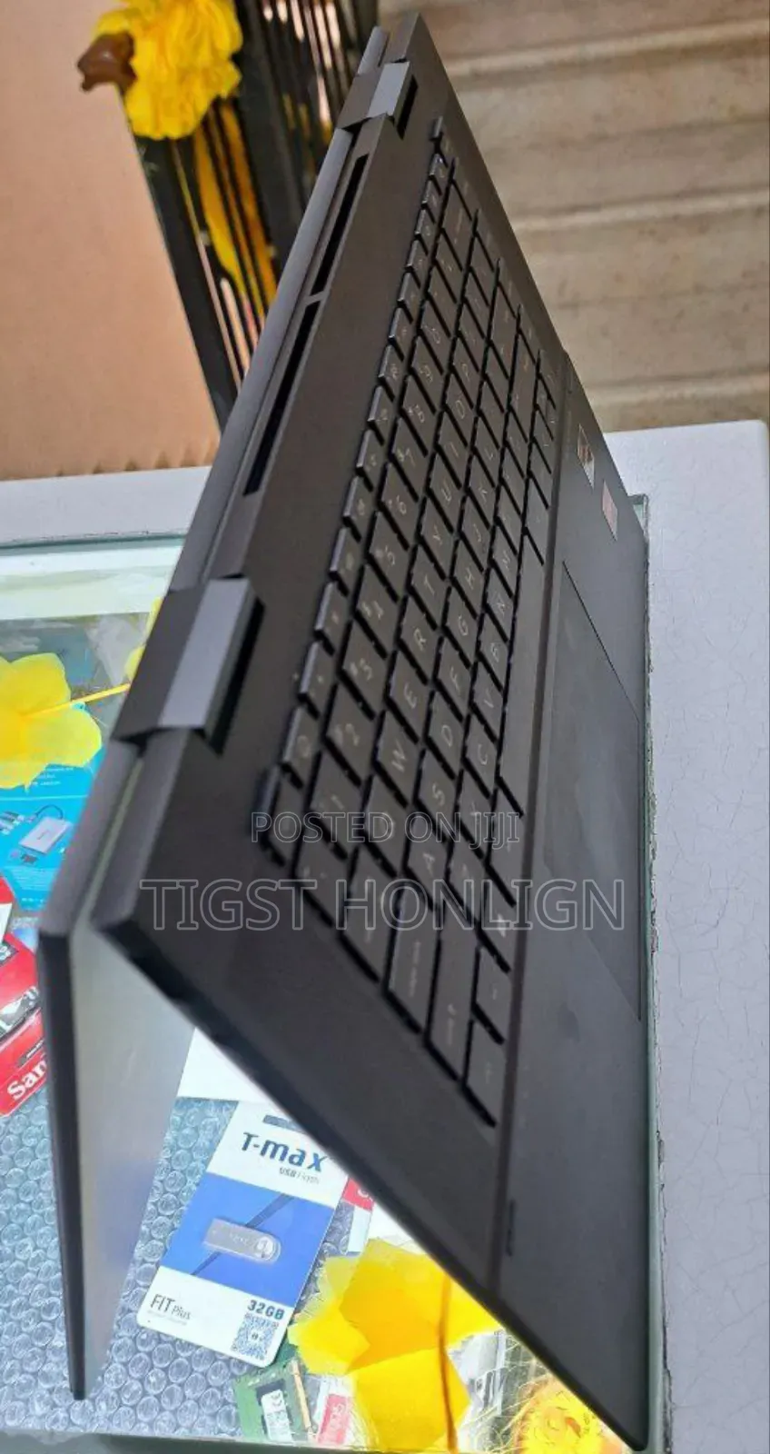 New Laptop HP Envy X360 12GB AMD Ryzen 7 SSD 512GB