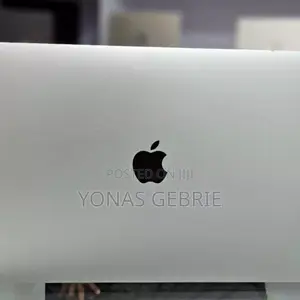 New Laptop Apple MacBook Pro 2017 8GB Intel Core i5 SSD 128GB