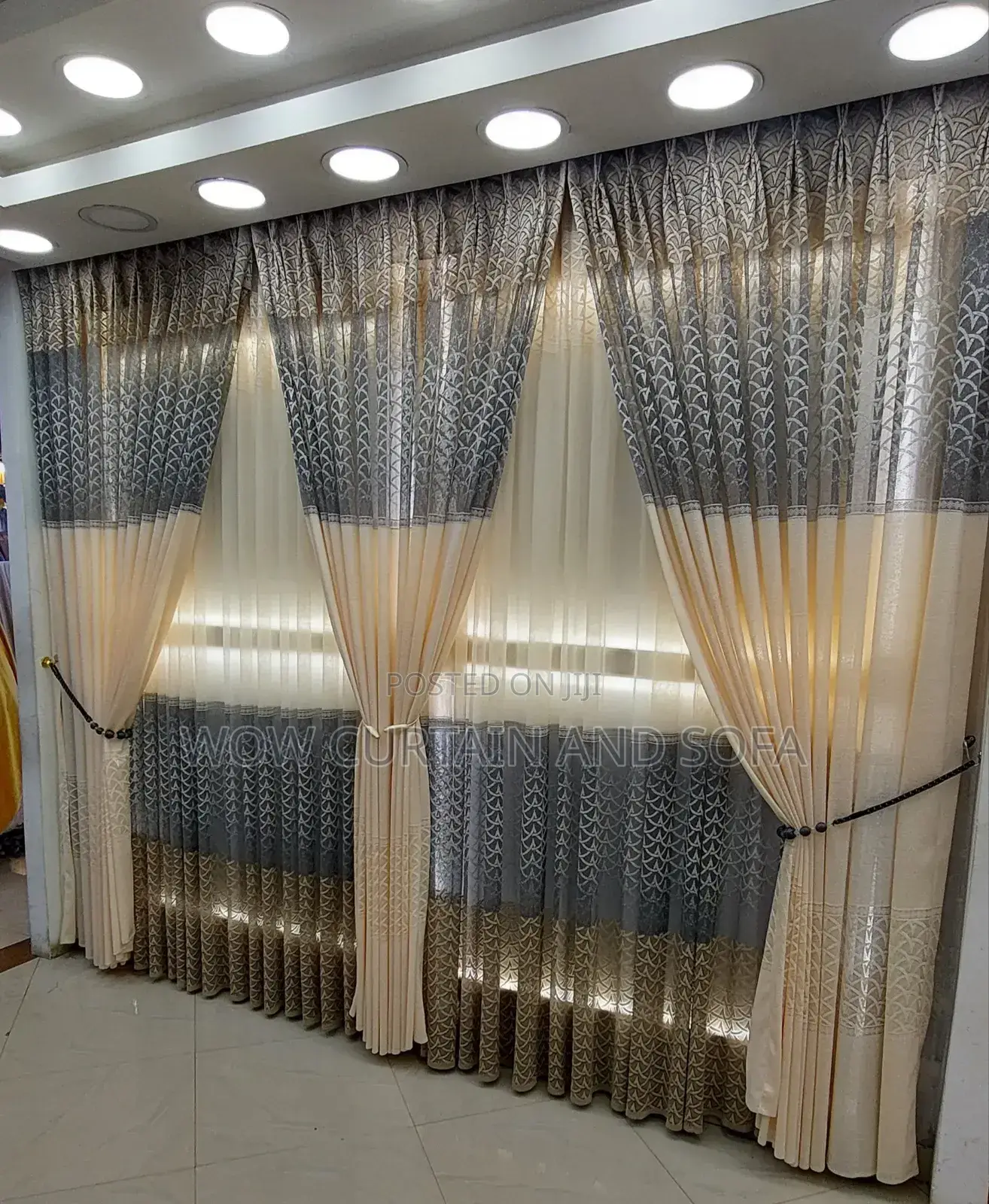 Curtain/መጋረጃ