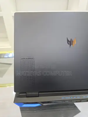 New Laptop Acer Predator Helios 300 16GB Intel Core I9 SSD 512GB