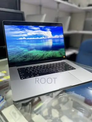 New Laptop Apple MacBook Pro 2021 M1 16GB Apple M1 Pro SSD 1T