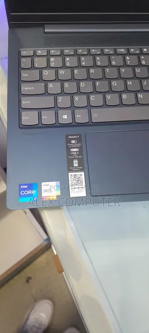 New Laptop Lenovo Flex 5 12GB Intel Core I7 SSD 512GB