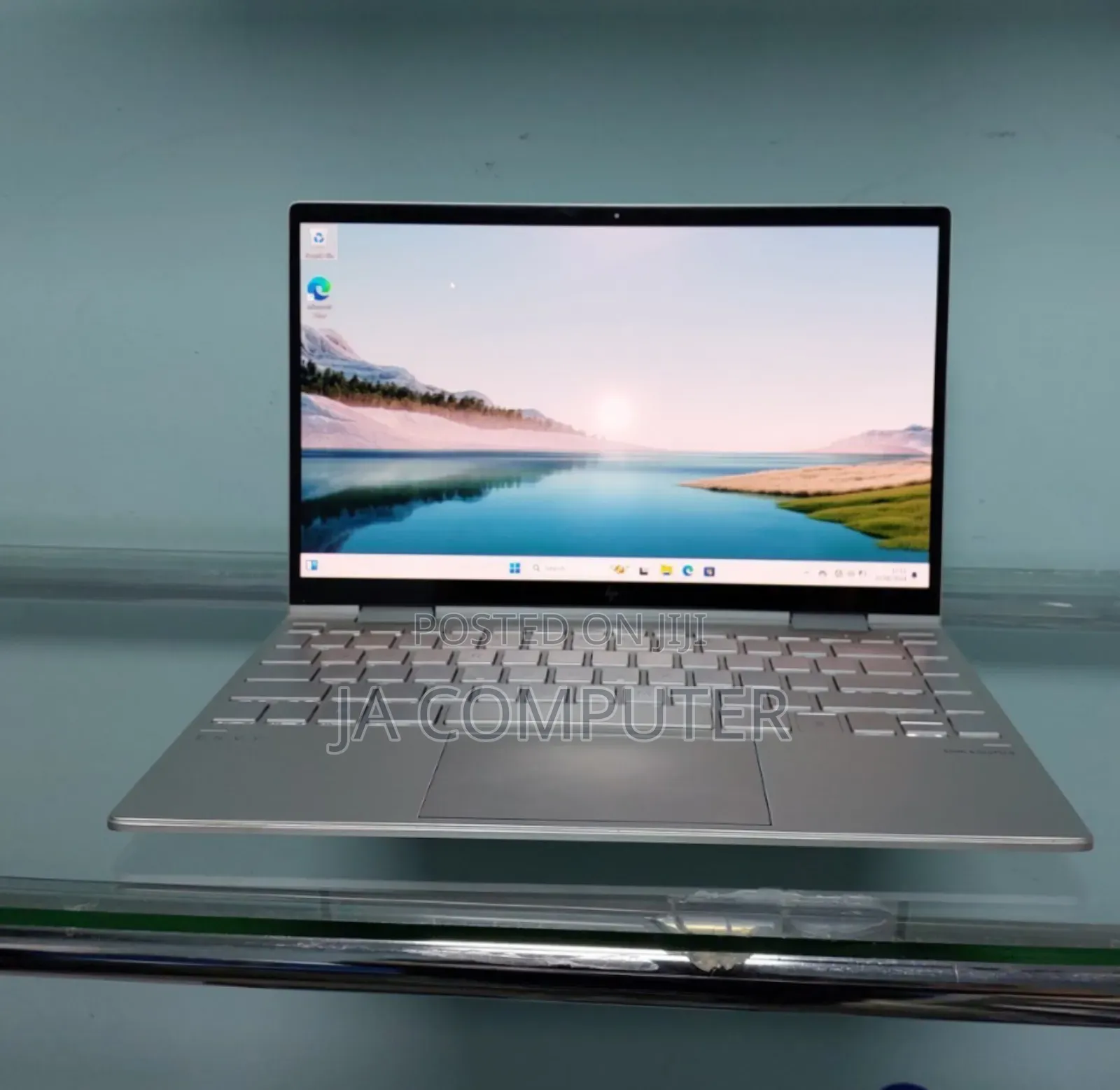 New Laptop HP Envy X360 8GB Intel Core I7 SSD 1T