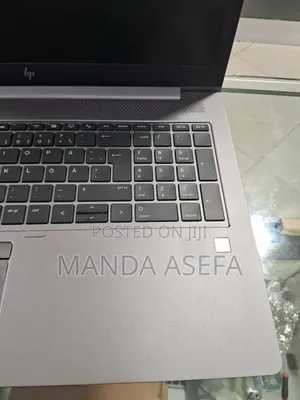 New Laptop HP ZBook 15 8GB Intel Core I7 SSD 512GB