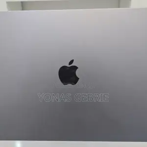 New Laptop Apple MacBook Air 2022 M2 8GB Apple M2 SSD 256GB