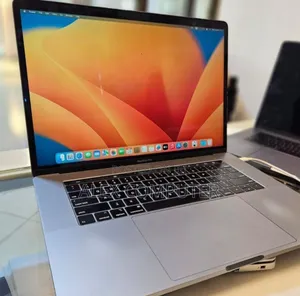 New Laptop Apple MacBook Pro 2018 32GB Intel Core I9 SSD 512GB
