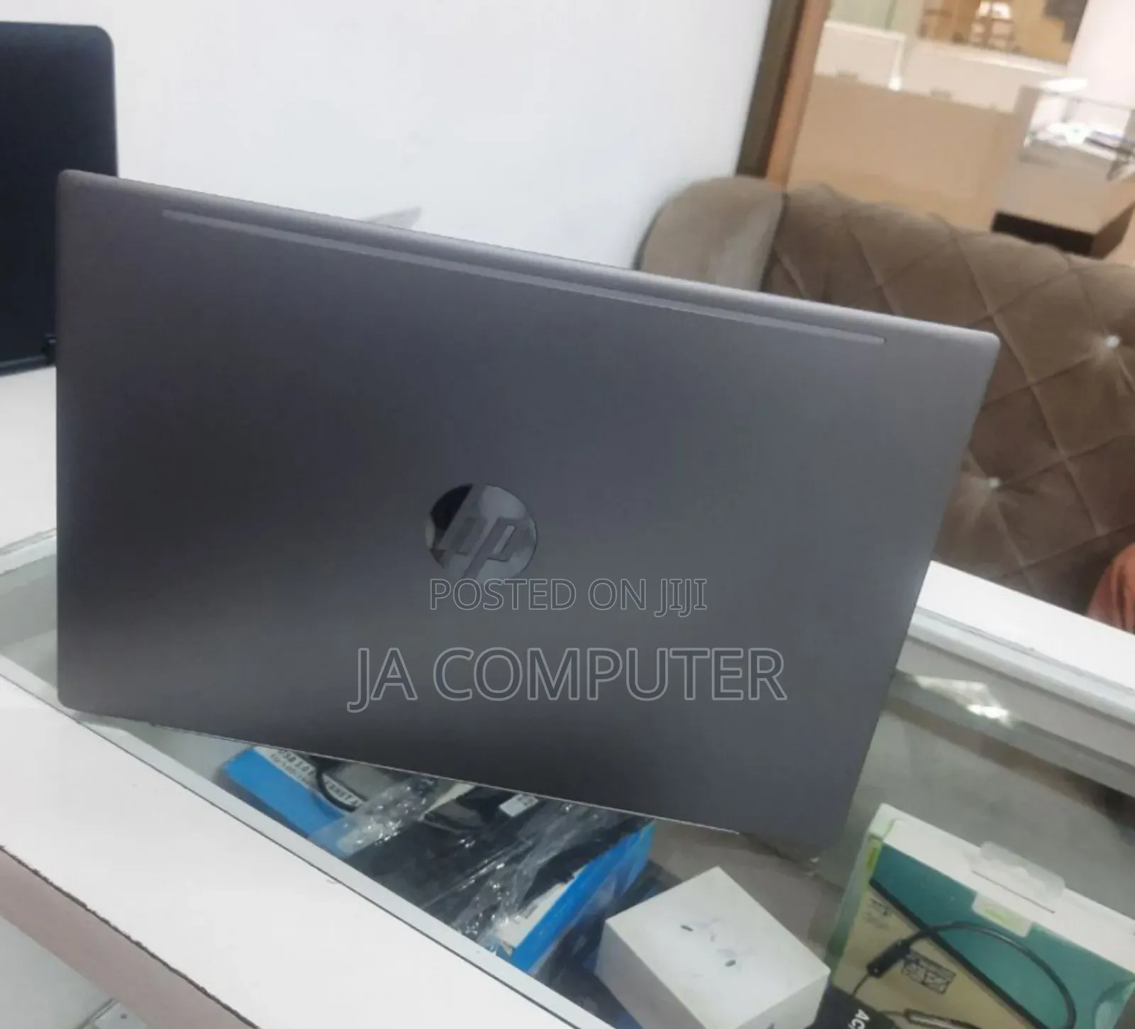 New Laptop HP Pavilion 15 8GB Intel Core I5 SSHD (Hybrid) 640GB