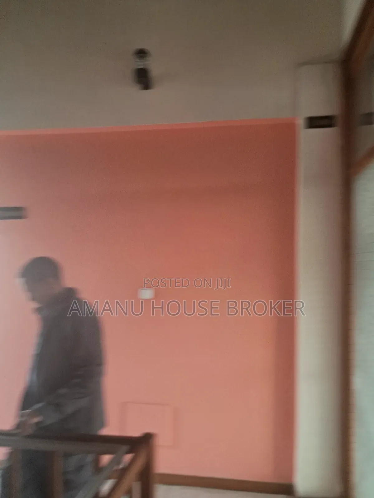 Urgent Rent Building for Office, Hospital, NGO Near Old Airp