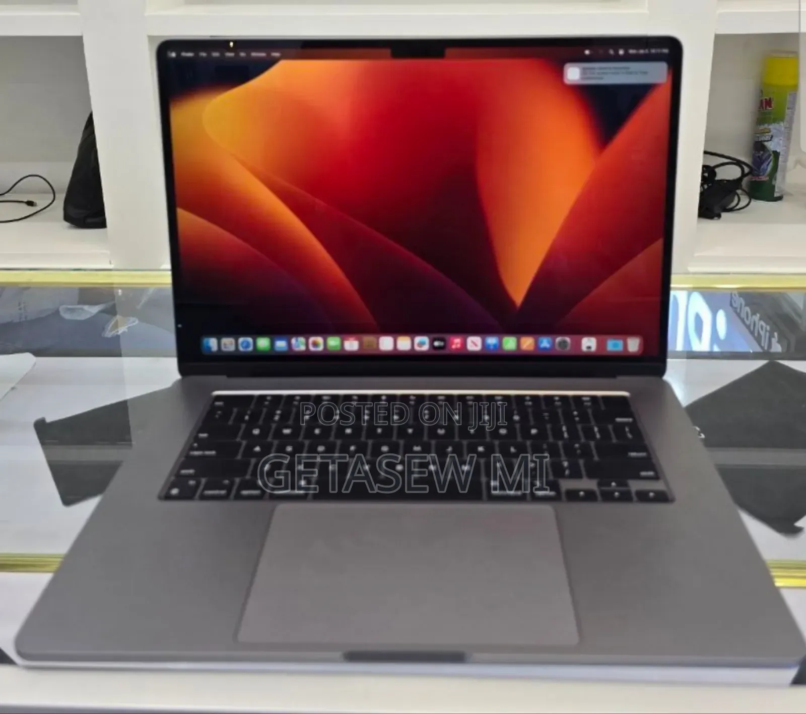 New Laptop Apple MacBook Air 2020 M1 8GB Apple M1 SSD 256GB