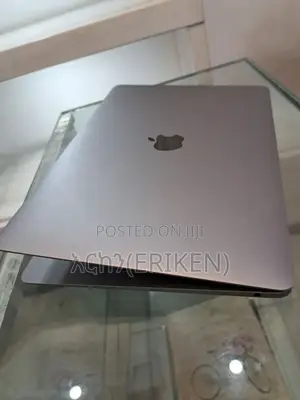 New Laptop Apple MacBook Air 2019 8GB Intel Core I5 SSD 128GB