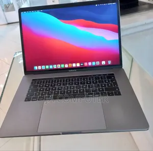 New Laptop Apple MacBook Pro 2016 16GB Intel Core I7 SSD 512GB