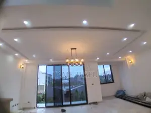 Furnished 8bdrm House in Summmit, Bole for sale