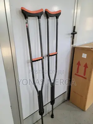 Auxiliary Crutches፬፥Crutches፹፧ክራንች፲፡Crutches፸፲cranch፱~Crunch
