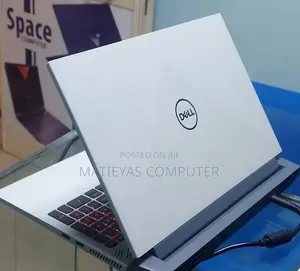 New Laptop Dell G15 5535 16GB AMD Ryzen 5 SSD 512GB