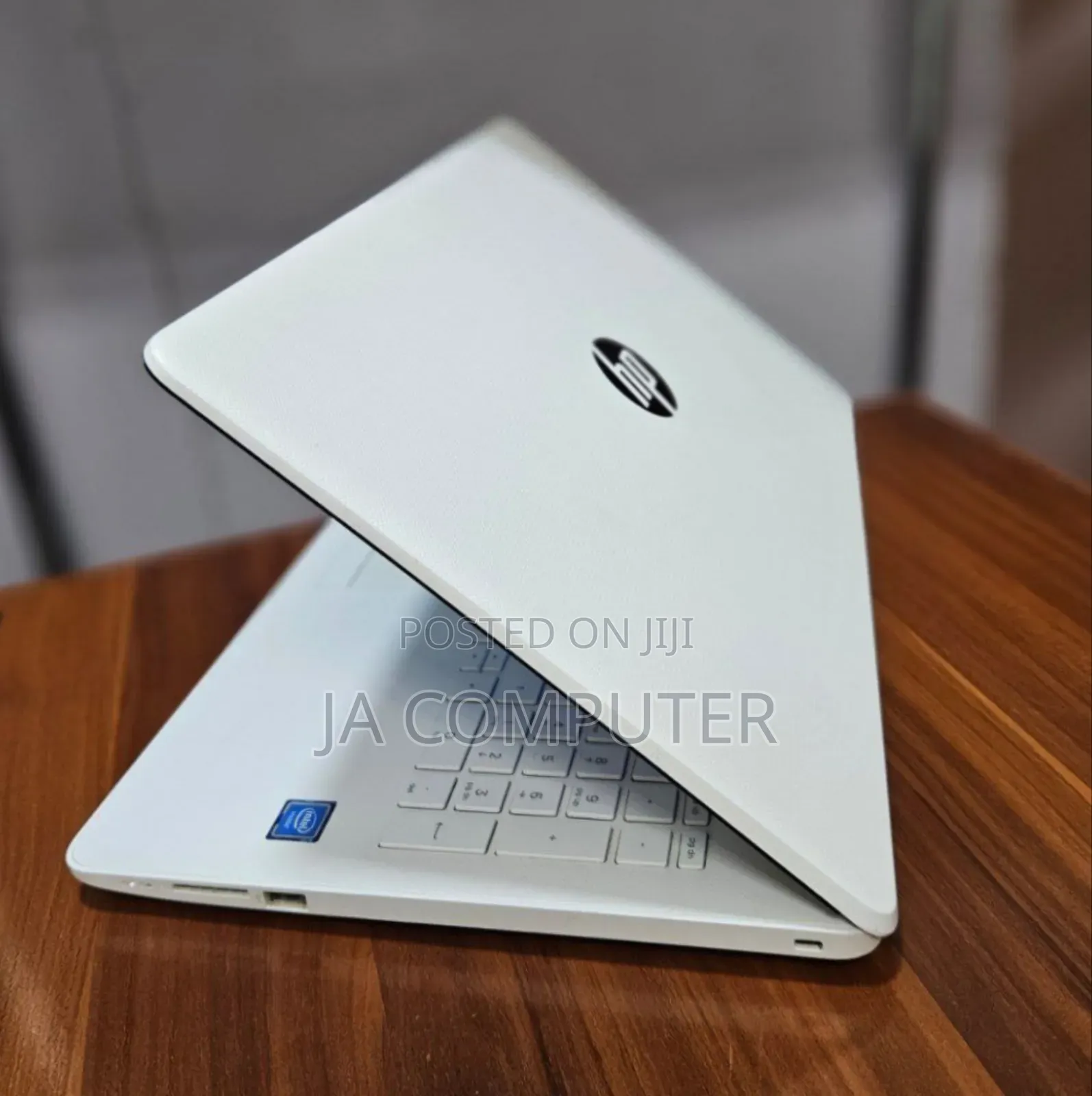 New Laptop HP Stream Notebook 4GB Intel Celeron HDD 1T