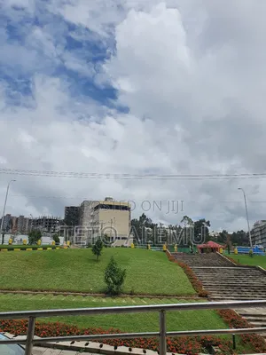 የሚሸጥ ቦታ ሲኤምሲ ሚኒስትሮች ሰፈር 500 ካሬ 60 ሚሊዮን ዋና አስፓልት ላይ