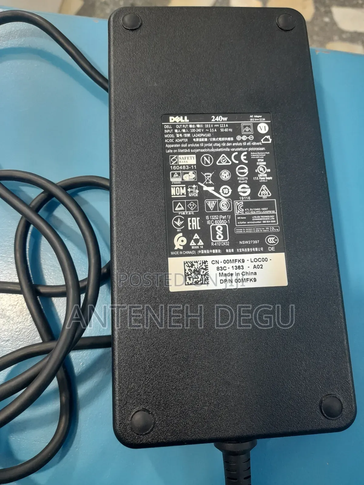 Dell Center Pin Charger 240 Watt
