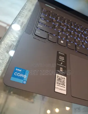 New Laptop Lenovo Yoga C930 8GB Intel Core I3 SSD 256GB