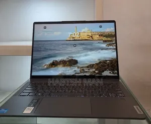New Laptop Lenovo ThinkPad Yoga 8GB Intel Core I3 SSD 256GB