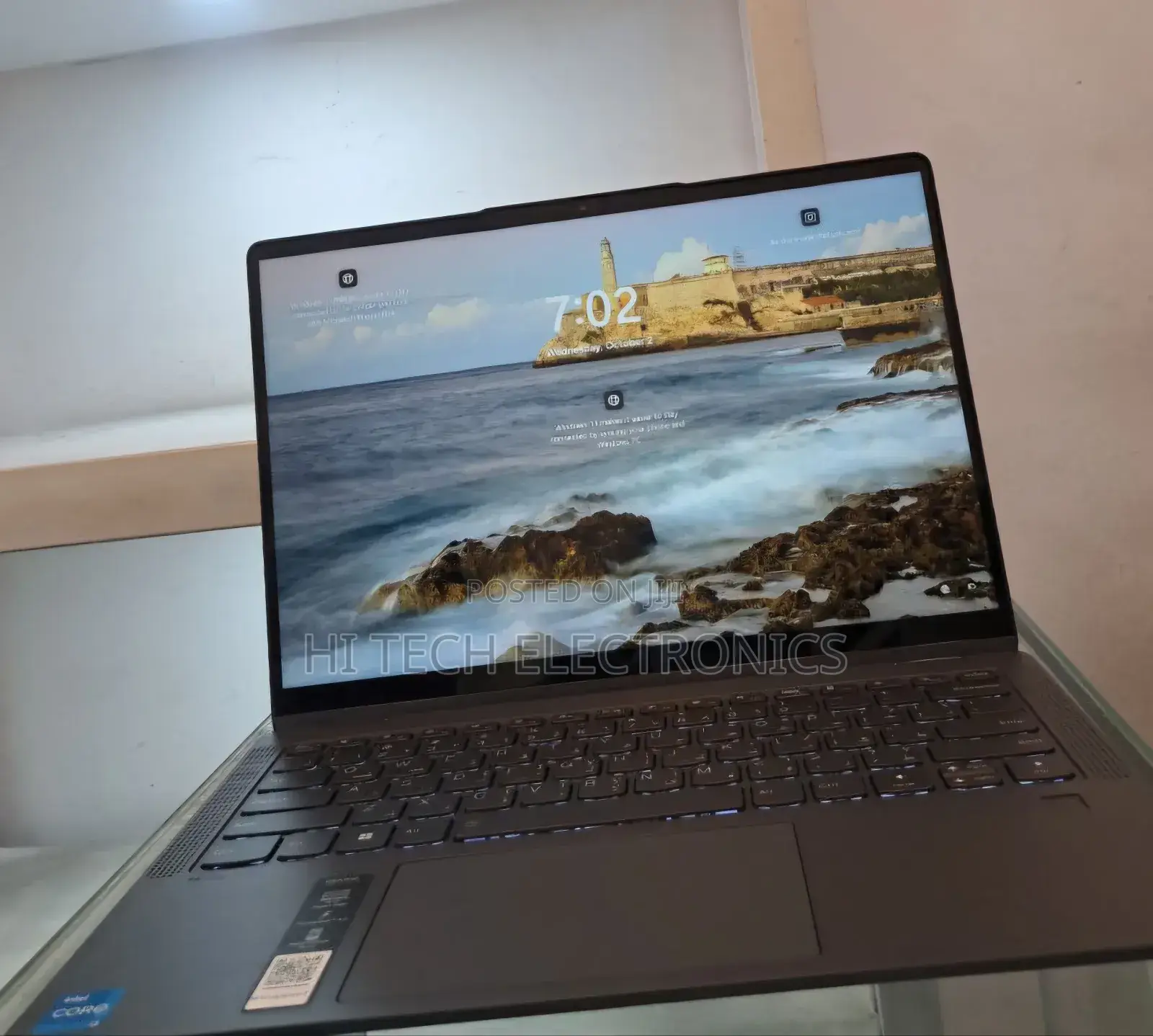New Laptop Lenovo ThinkPad Yoga 8GB Intel Core I3 SSD 256GB
