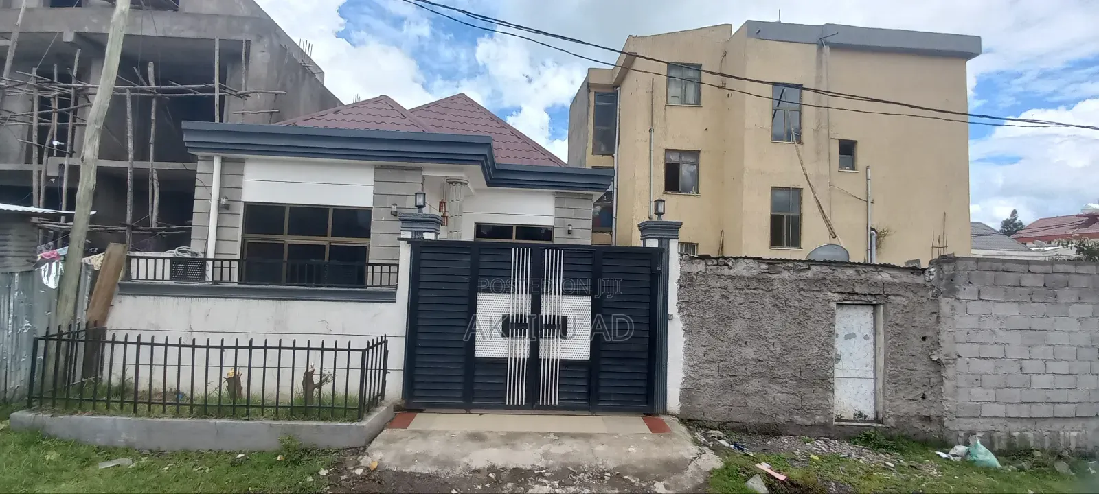 Furnished 3bdrm Villa in Bole Ayat for sale