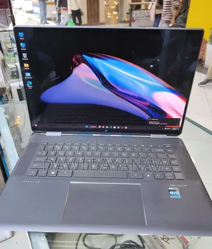 New Laptop HP Spectre X360 15 16GB Intel Core I7 SSD 1T