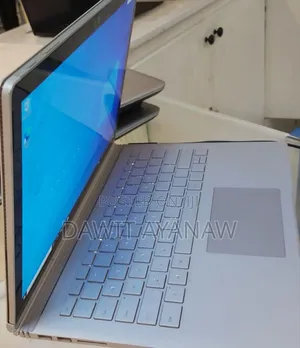 New Laptop Microsoft Surface 8GB Intel Core I5 SSD 256GB