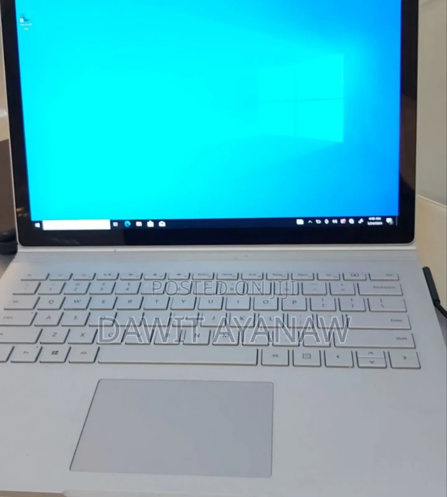 New Laptop Microsoft Surface 8GB Intel Core I5 SSD 256GB