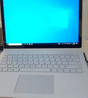 New Laptop Microsoft Surface 8GB Intel Core I5 SSD 256GB