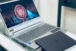 New Laptop Acer Predator Helios 300 16GB Intel Core I7 SSD 1T