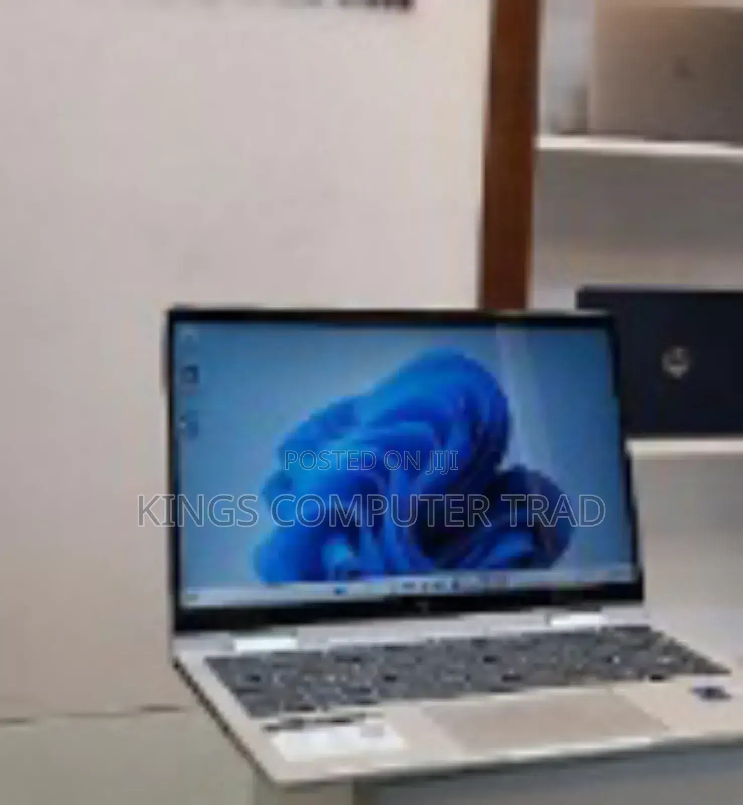 New Laptop HP Envy X360 8GB Intel Core i5 SSD 512GB
