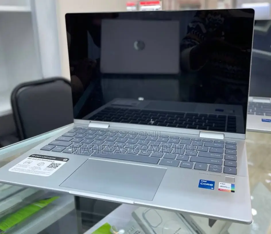 New Laptop HP Envy X360 16GB Intel Core I5 SSD 512GB