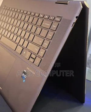 New Laptop HP Spectre X360 16GB Intel Core I7 SSD 1T