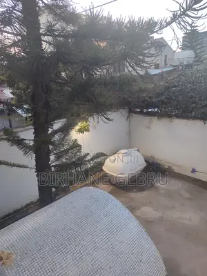 5bdrm House in G+1 House Rent, Bole for rent