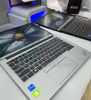 New Laptop Lenovo ThinkPad T14 16GB Intel Core I7 SSD 512GB