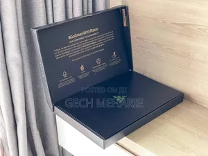 New Laptop Razer Blade 32GB Intel Core i9 SSD 2T