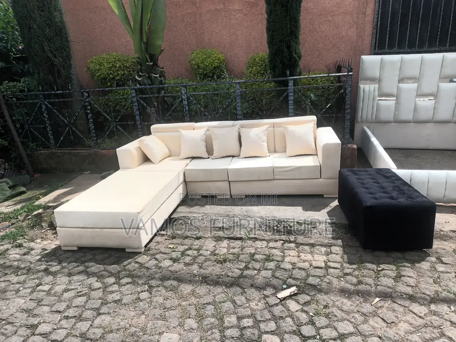ዉብ ሶፋ Sofa
