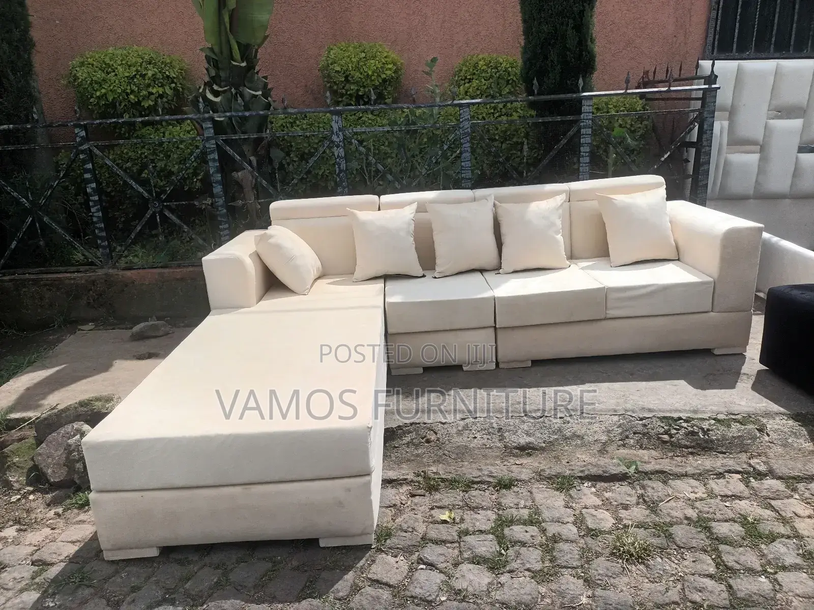 ዉብ ሶፋ Sofa