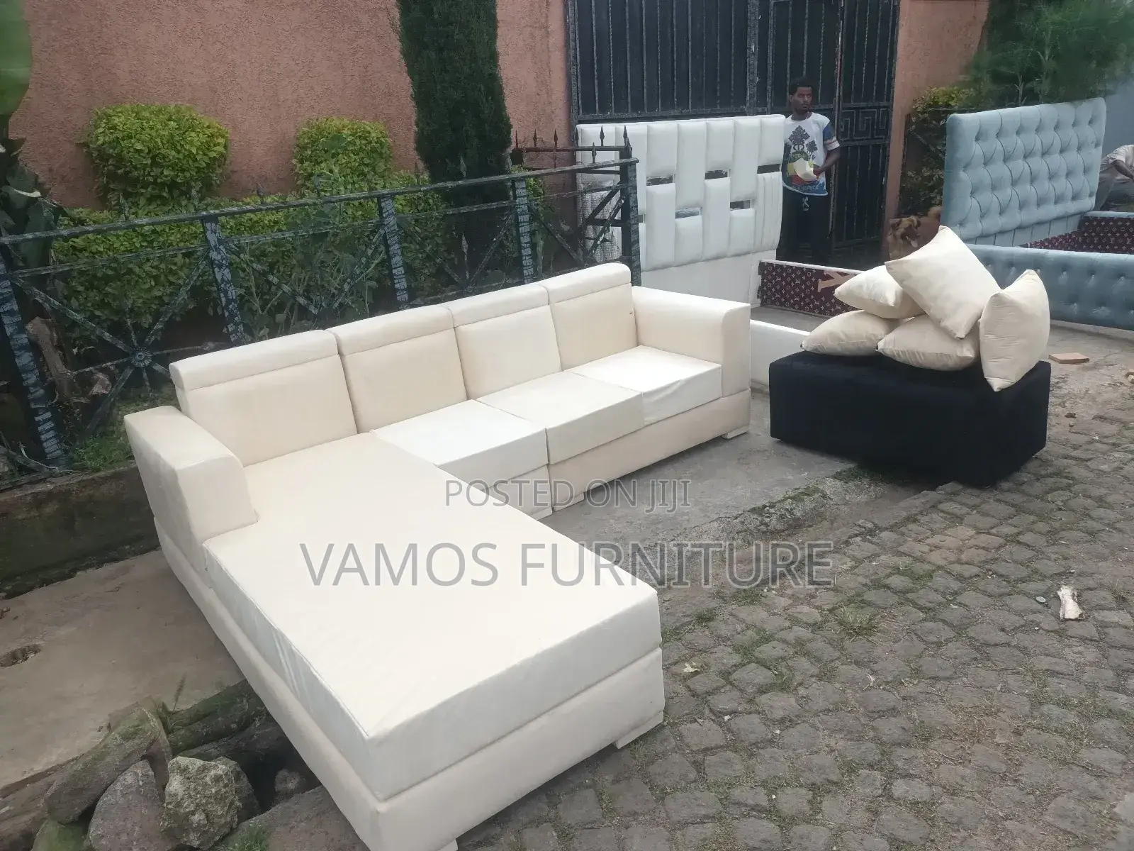ዉብ ሶፋ Sofa