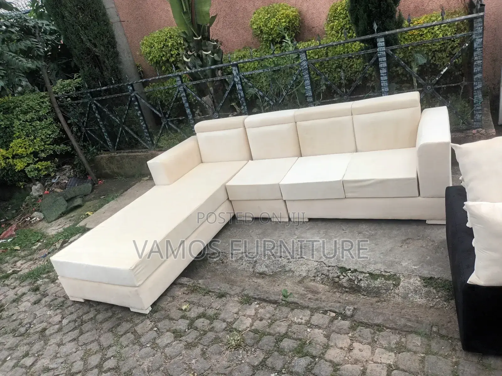 ዉብ ሶፋ Sofa