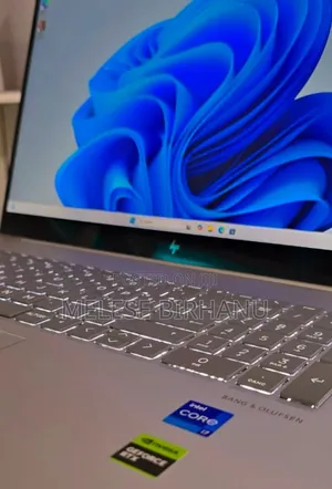 New Laptop HP Envy X360 16GB Intel Core I7 SSD 512GB