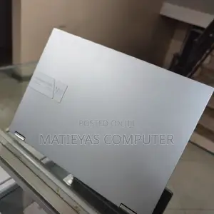 New Laptop Asus Vivobook 16 16GB AMD Ryzen 7 SSD 1T
