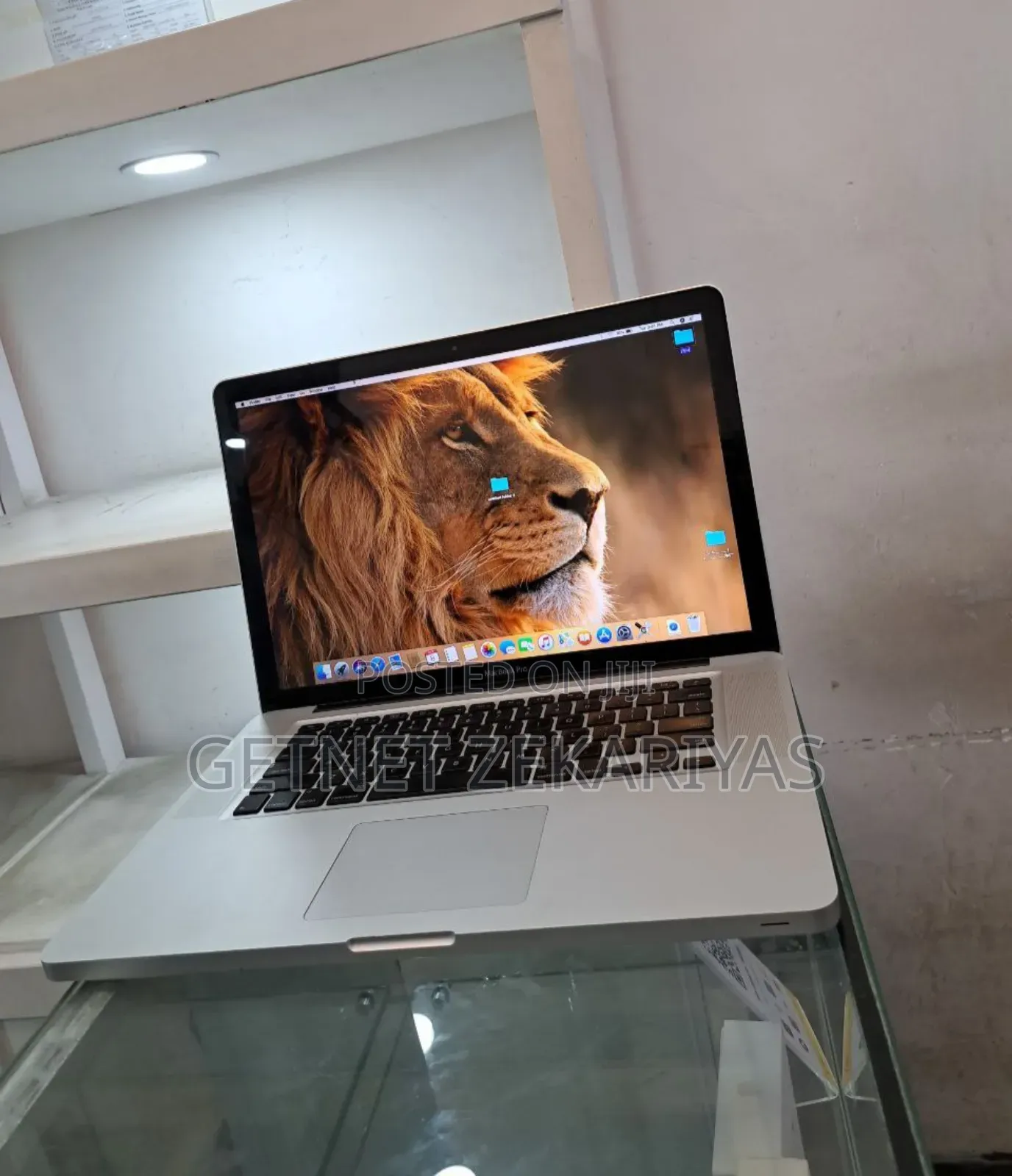 New Laptop Apple MacBook Pro 2010 4GB Intel Core I7 SSD 320GB